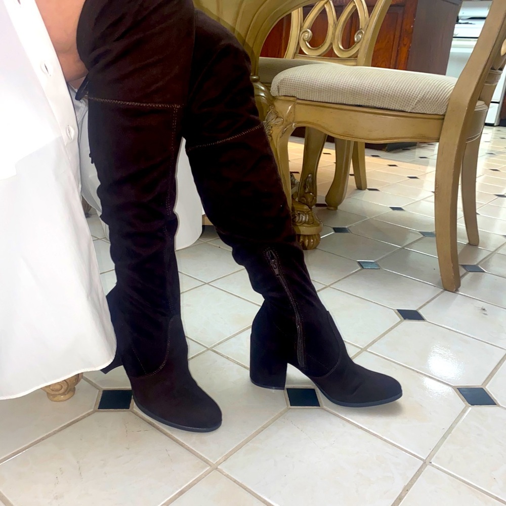 Sold⚡️ Brown Over the Knew Boots